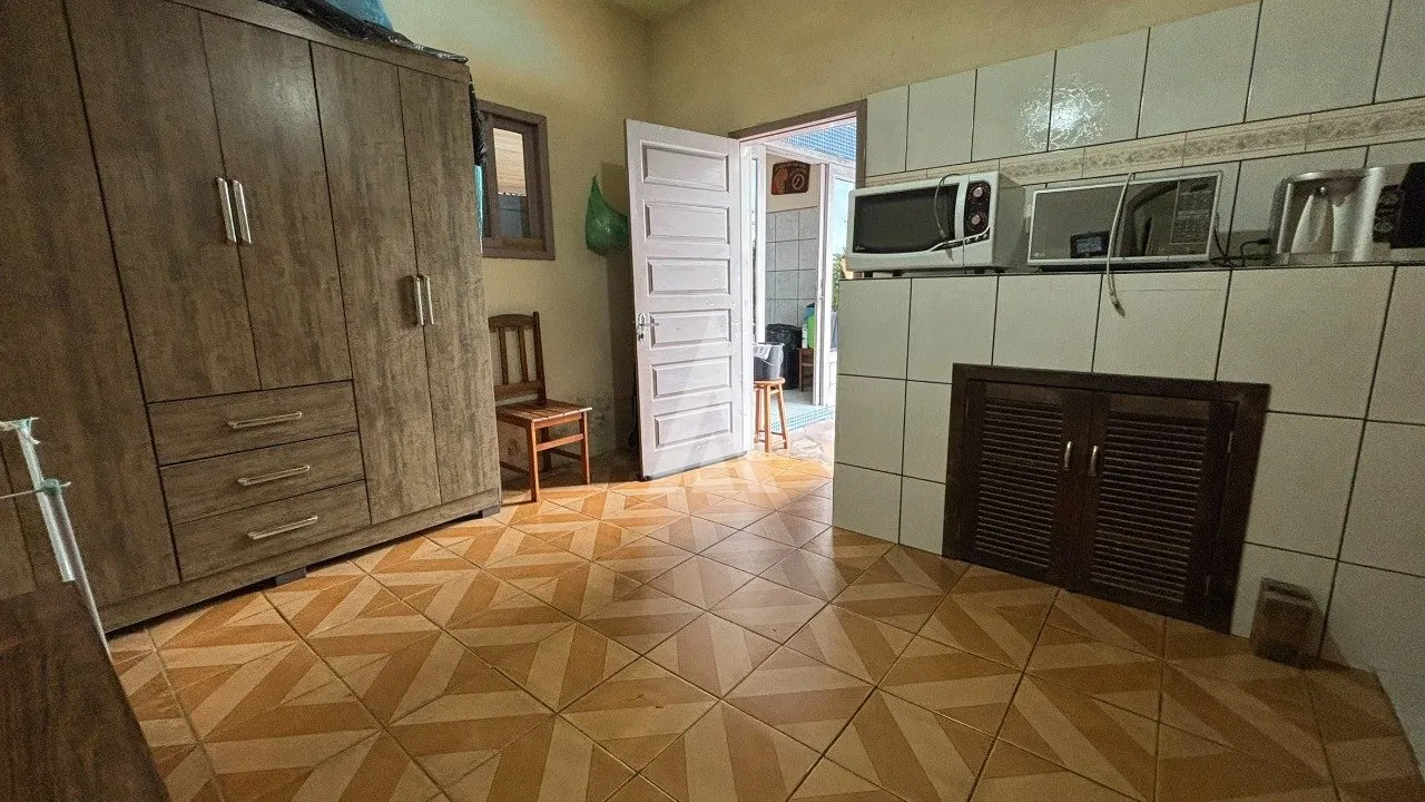 Casa com 4 quartos à venda no bairro Zona Industrial Norte em Joinville - SC por R$ 1.350.000,00. — foto 5