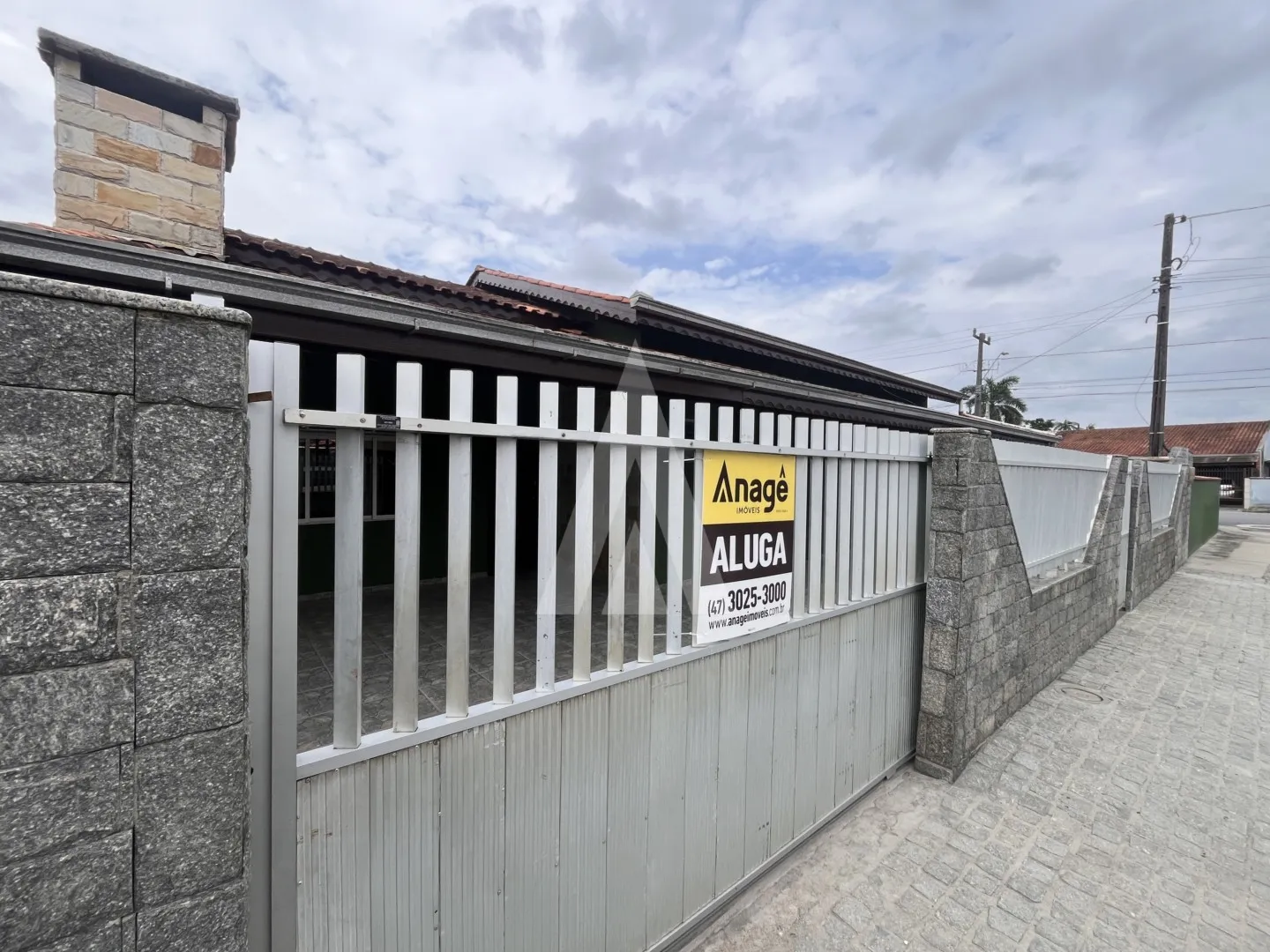 Casa residencial de 3 quartos no bairro Boa Vista, Joinville, com 112.5 m. - foto 1