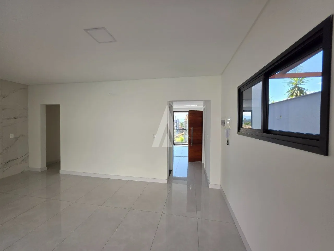 Casa com 3 suítes à venda no bairro Costa e Silva em Joinville-SC por R$1.390.000,00. — foto 5