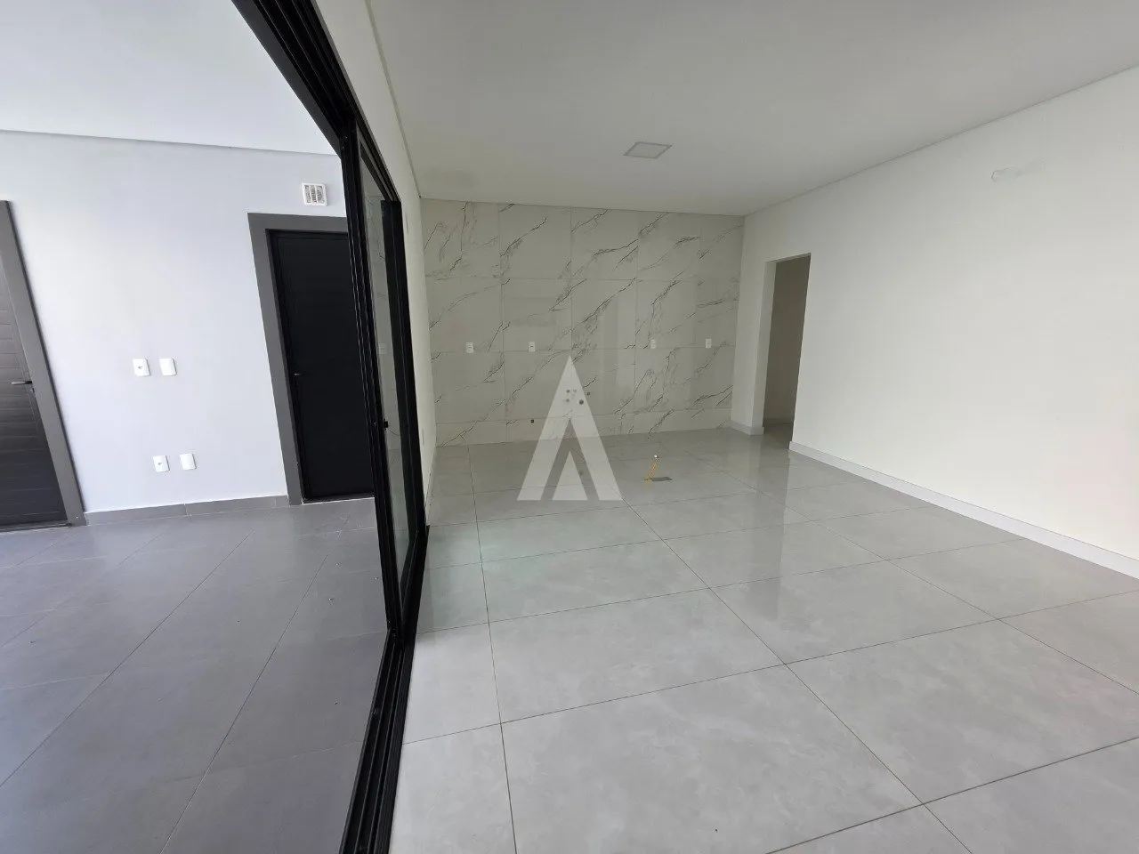 Casa com 3 suítes à venda no bairro Costa e Silva em Joinville-SC por R$1.390.000,00. — foto 6