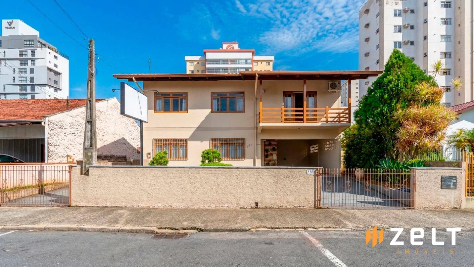 Casa · à venda · 3 quartos · 225m² · Itoupava Norte, Blumenau