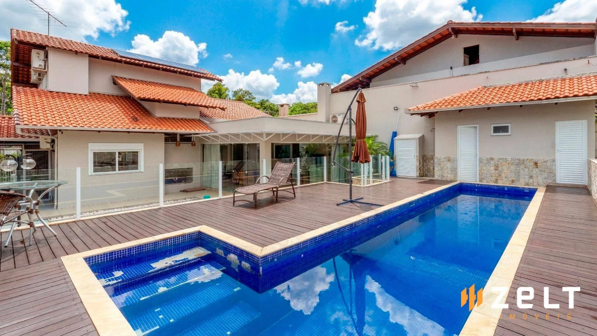 Casa com 3 dormitórios à venda, 240 m por R$ 1.500.000,00 - Escola Agrícola - Blumenau/SC - foto 1