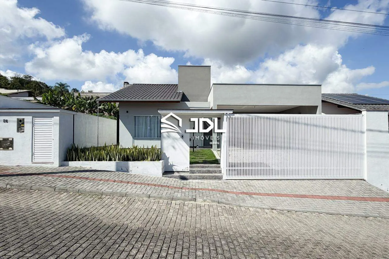 Casa plana de alto padrão em Indaial! — foto 2