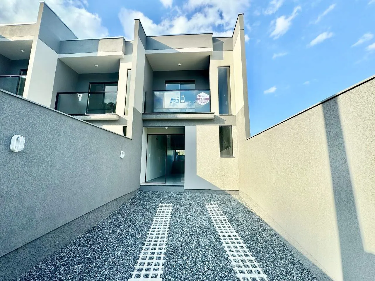 Sobrado novo na Velha Central com 2 dormitórios e ambientes integrados - foto 1