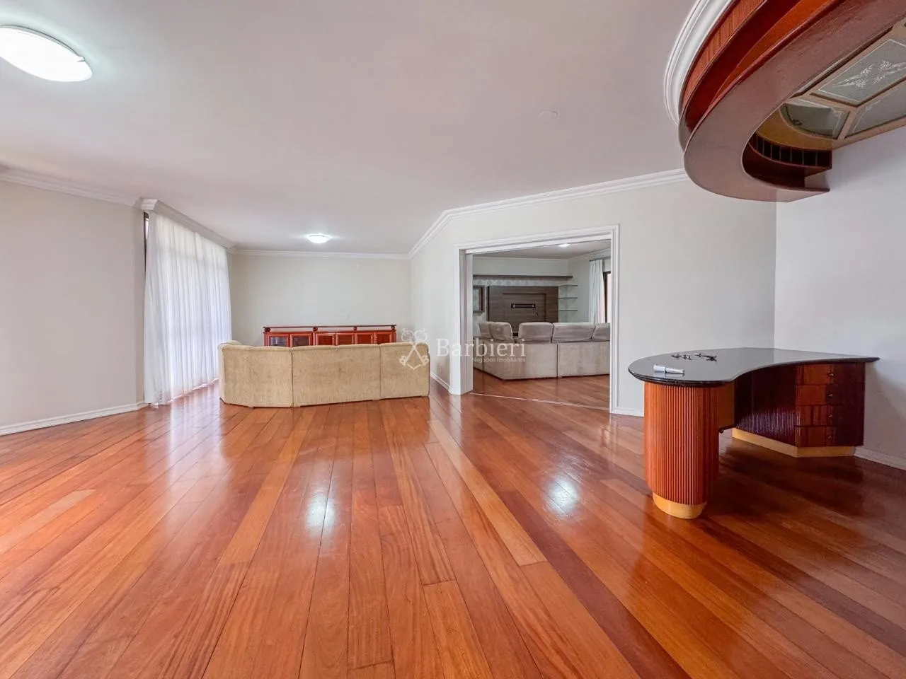 Apartamento de Alto Padrão com 4 Suítes, 321m e 5 Vagas no Jardim Blumenau - Sofisticação, Espaço e Conforto em Localização Privilegiada — foto 2