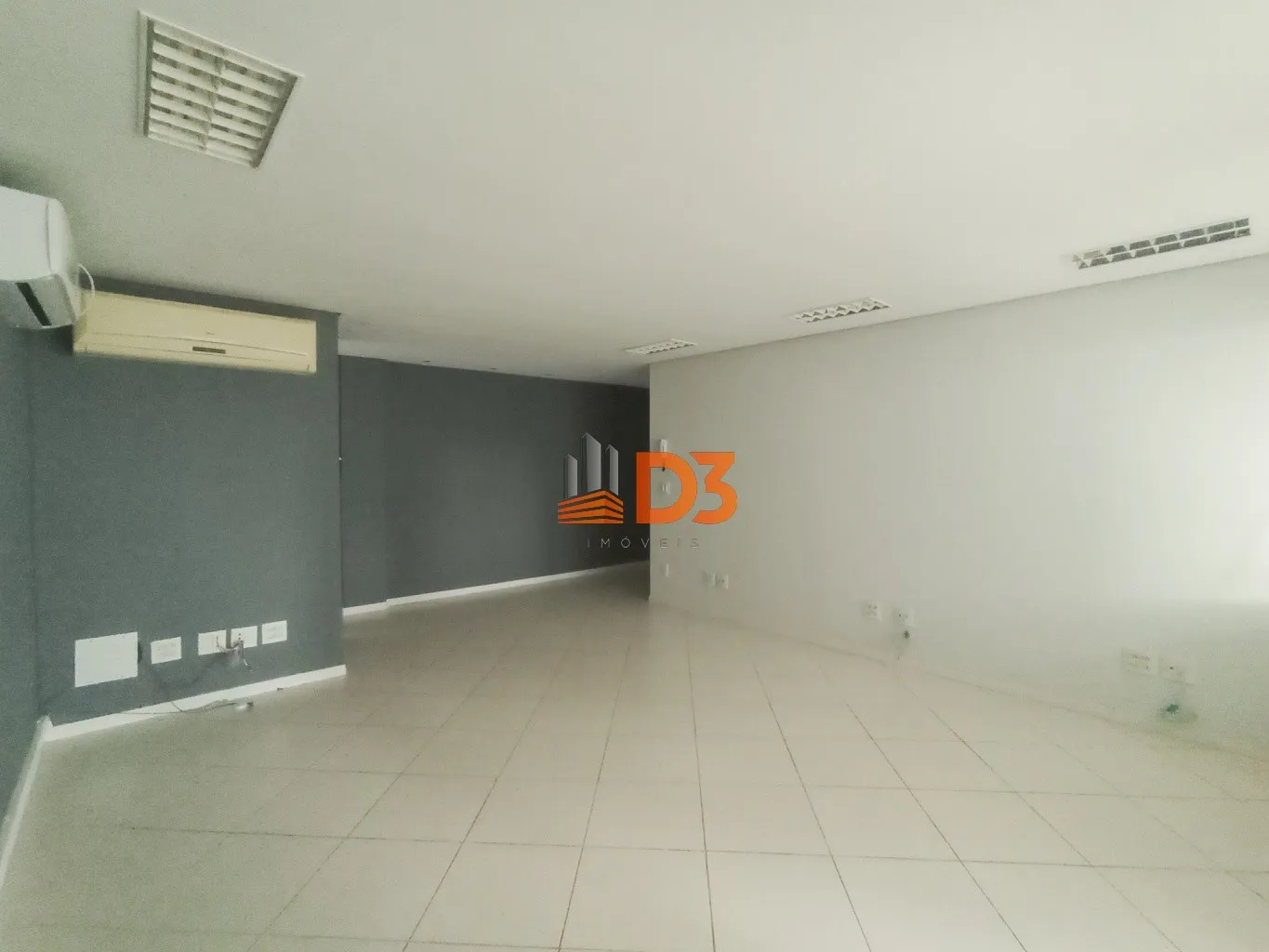 Sala comercial em avenida privilegiada na Victor Konder — foto 3