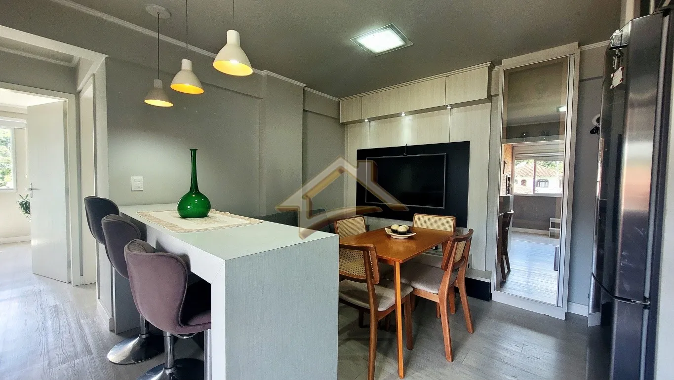 Apartamento semi mobiliado com 2 dormitórios no bairro Escola Agrícola. - foto 1