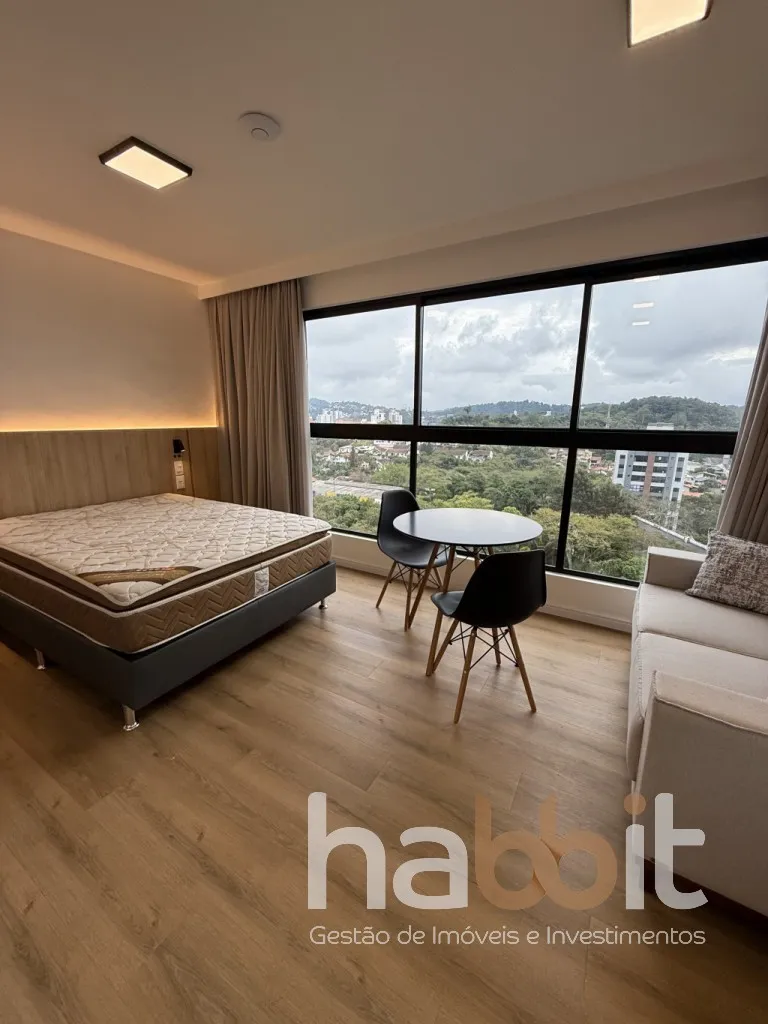 Loft novo com vaga de garagem em andar alto (17 andar) mobiliado e decorado, pronto para você se mudar ou investir com alta rentabilidade e aproveitar o melhor da região de Blumenau, no edifício mais moderno e conectado. — foto 6