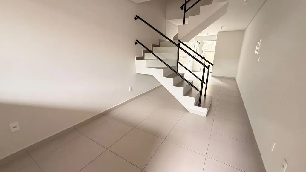 Casa com 2 dormitórios para alugar, 70 m por R$ 2.442,38/mês - Velha - Blumenau/SC — foto 2