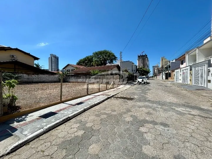 Terreno com 208m disponível para locação no bairro Centro em Balneário Piçarras/SC (Cód. 23435) — foto 3