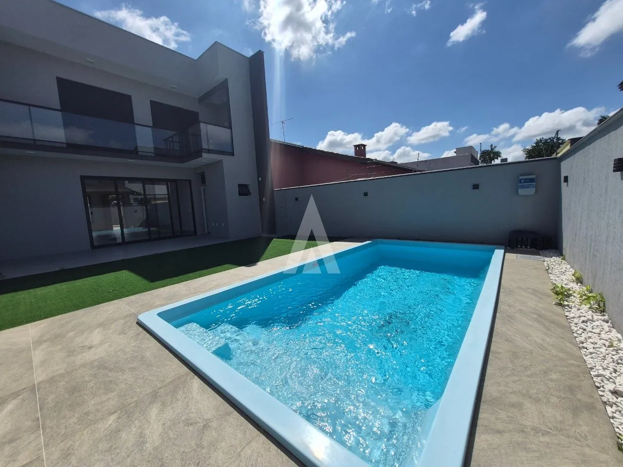 Sobrado Geminado com 1 suíte e 2 quartos à venda no bairro Glória em Joinville-SC por R$1.050.000,00. — foto 7