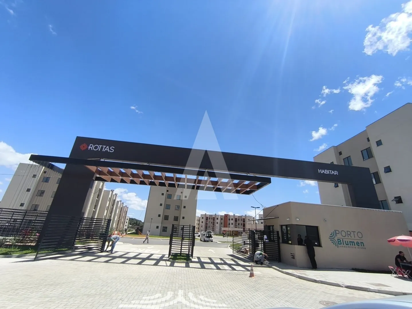 Apartamento com 2 quartos no bairro Paranaguamirim em Joinville - foto 1