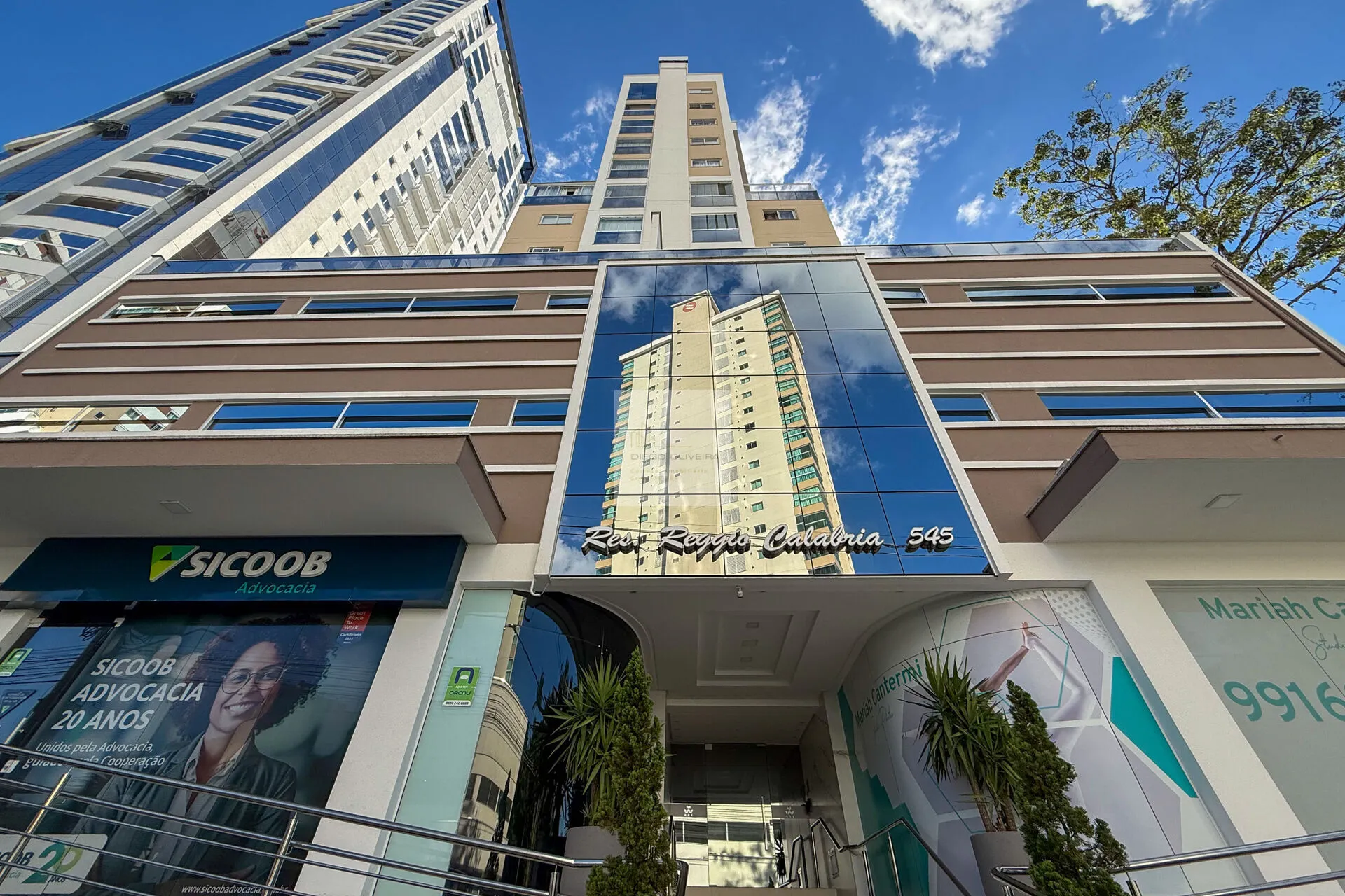 Lindo apartamento mobiliado a poucos metros da Vila Germânica! - foto 1