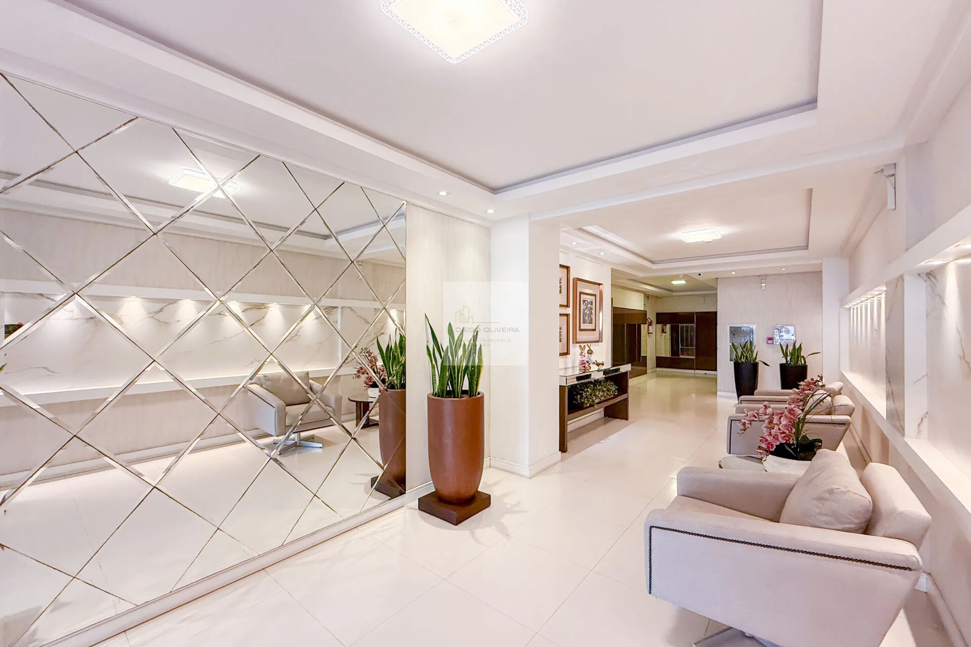 Lindo apartamento mobiliado a poucos metros da Vila Germânica! — foto 2