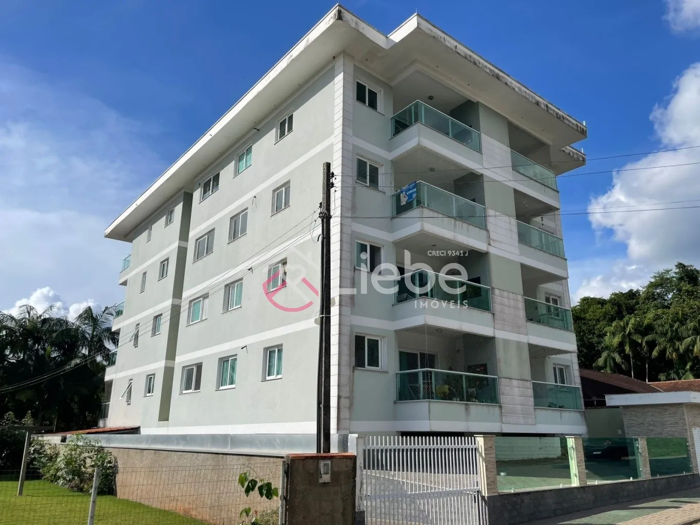 Lindo apartamento com excelente localização no Condomínio Residencial Ágata com 2 dormitórios e 76,67m de área privativa no Bairro Testo Rega na cidade de Pomerode. - foto 1