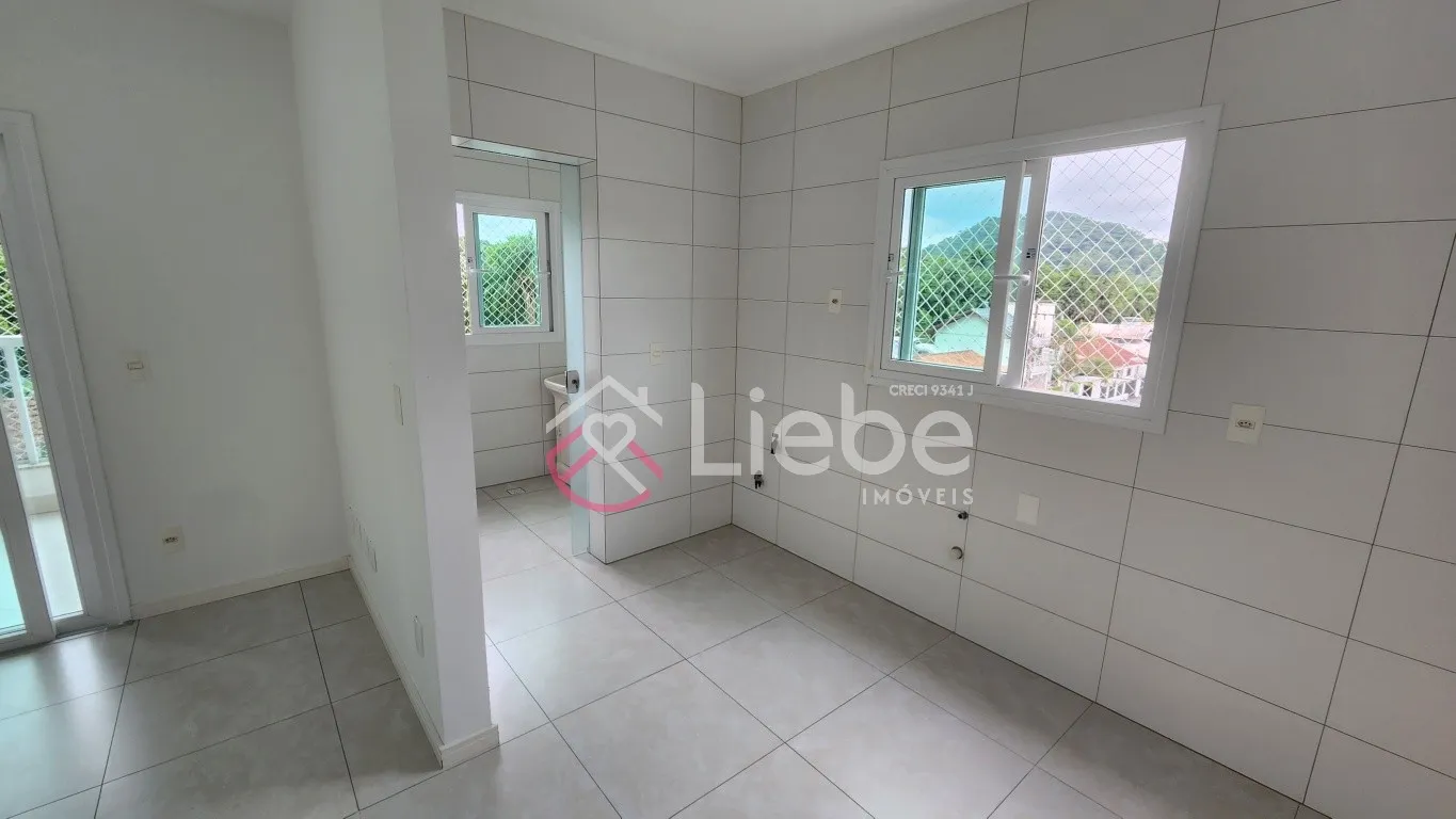 Lindo apartamento com excelente localização no Condomínio Residencial Ágata com 2 dormitórios e 76,67m de área privativa no Bairro Testo Rega na cidade de Pomerode. — foto 6