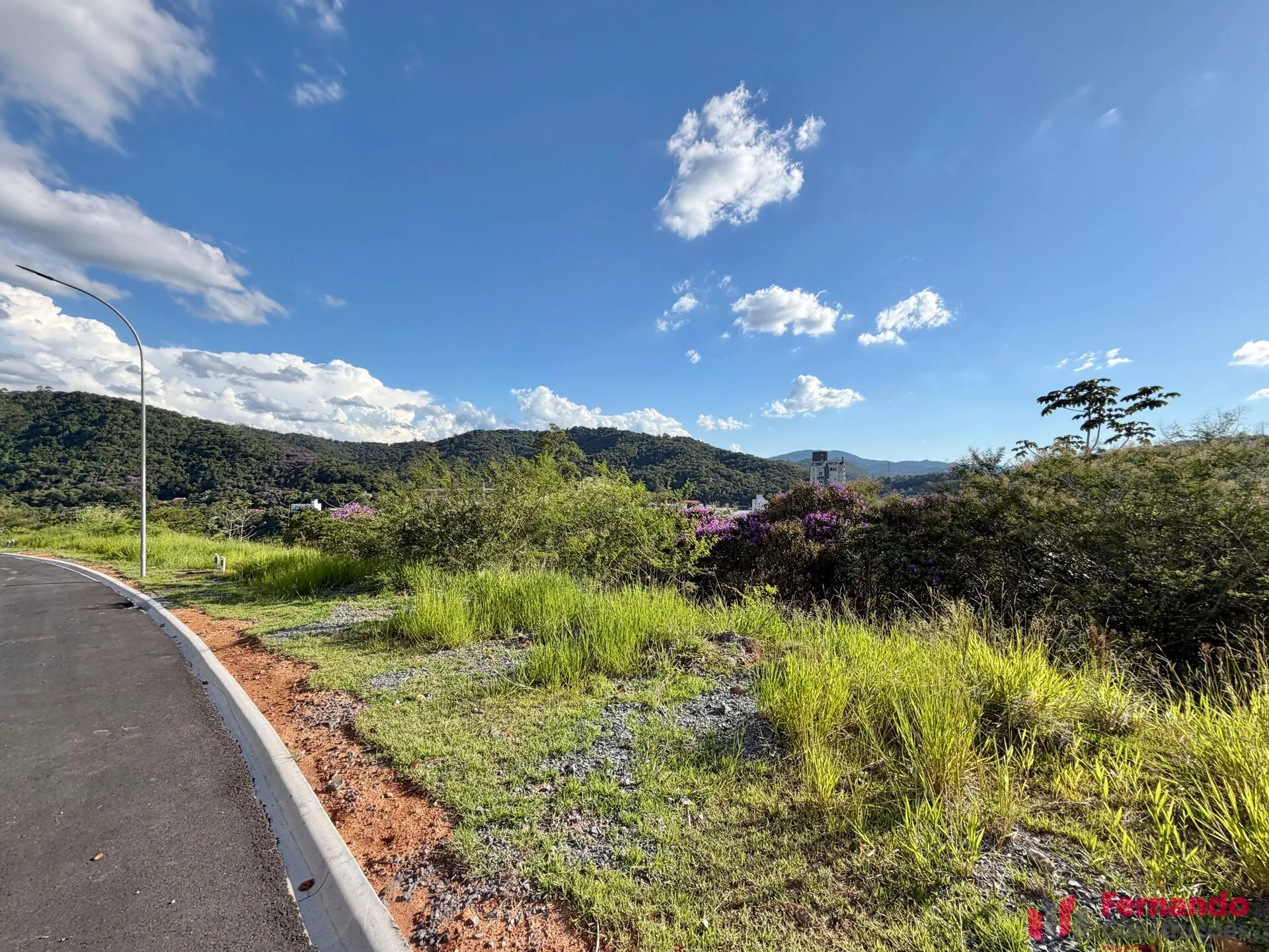 Privilége - Terreno em condomínio fechado com aprox. 1.181,56 m2 no bairro Ponta Aguda em Blumenau-SC — foto 3