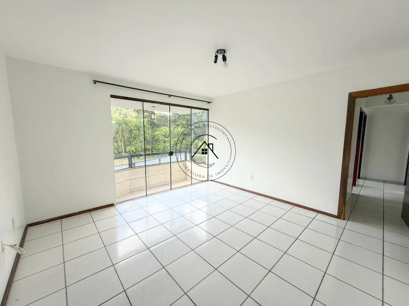 Apartamento para Venda em Blumenau, Garcia, 3 dormitórios, 1 suíte, 2 banheiros, 2 vagas - foto 1