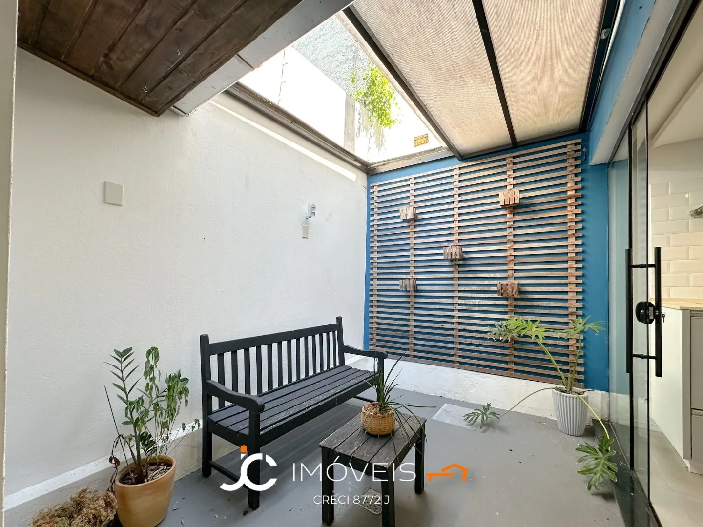 Sobrado 3 Dormitórios sendo uma suíte - Escola Agricola — foto 3