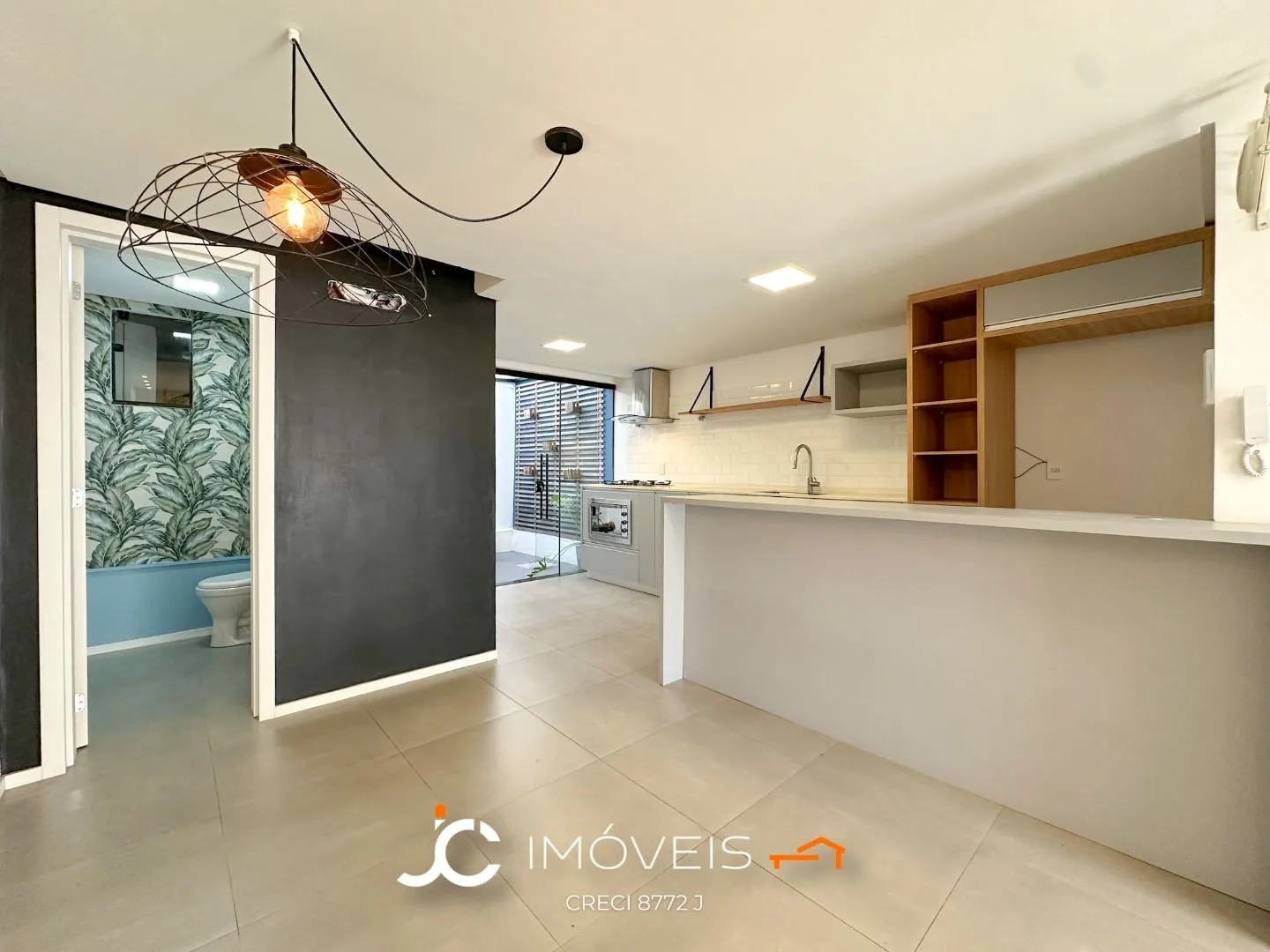 Sobrado 3 Dormitórios sendo uma suíte - Escola Agricola — foto 6