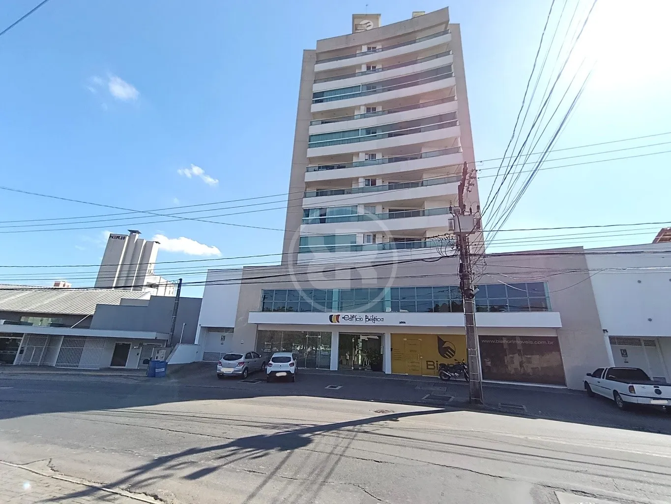 Apartamento com 2 quartos (1 suíte) + churrasqueira e garagem - próximo ao Centro de Blumenau - foto 1