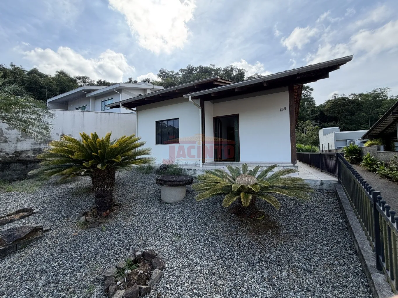 Casa no Bairro Salto do Norte, Blumenau próximo da BR-470 - foto 1