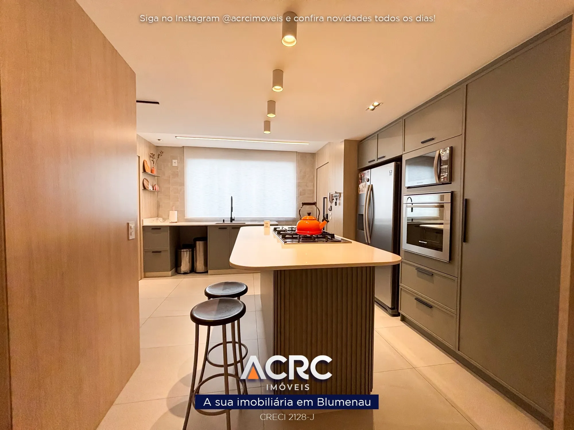 ACRC Imóveis - AP10209 - Apartamento a Venda no Bairro Garcia em Blumenau — foto 4