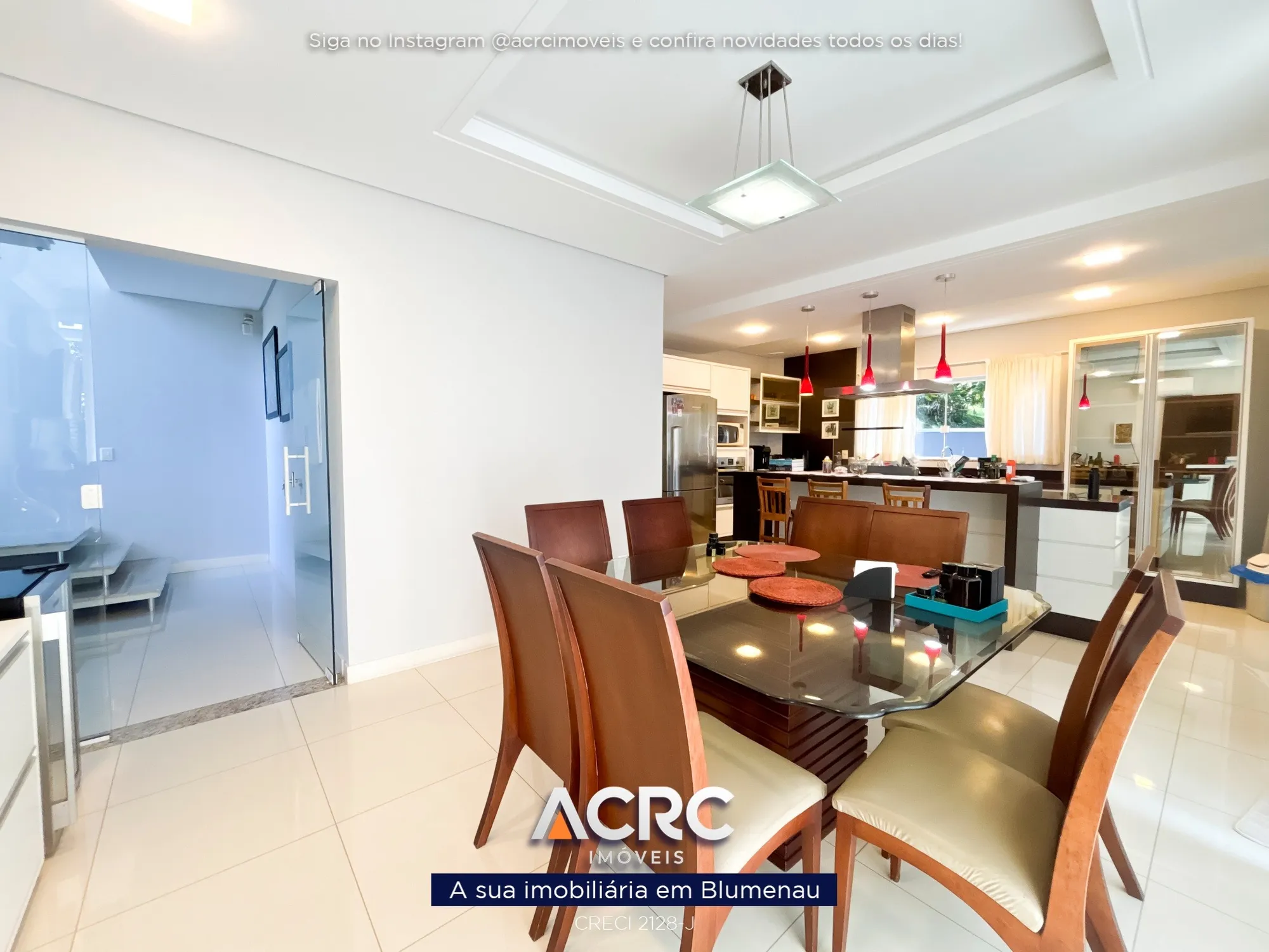 ACRC Imóveis - CA03742 - Casa com piscina para Venda no Bairro Velha em Blumenau — foto 7