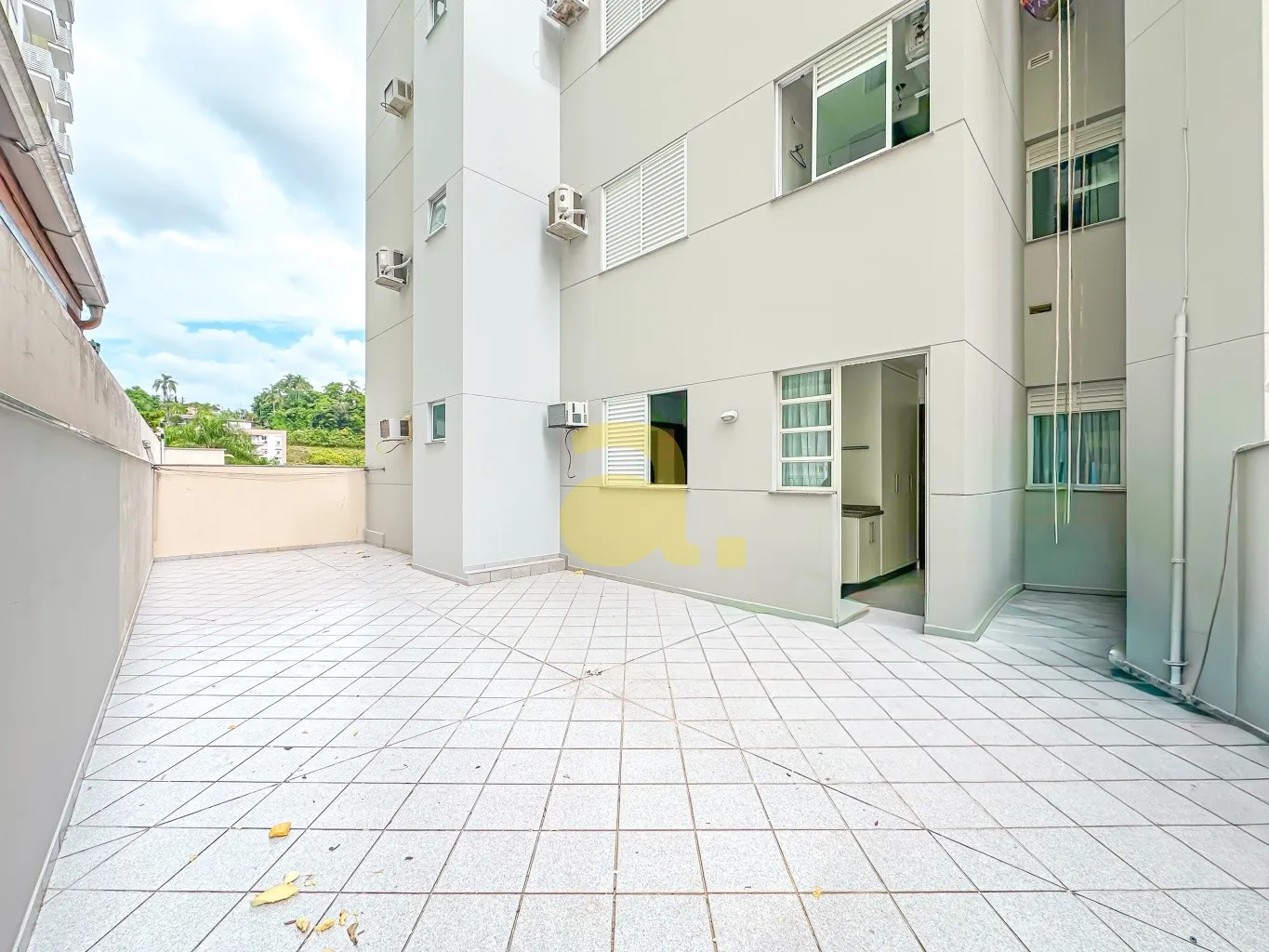 APARTAMENTO GARDEN SEMIMOBILIADO PRÓXIMO A FURB - foto 1