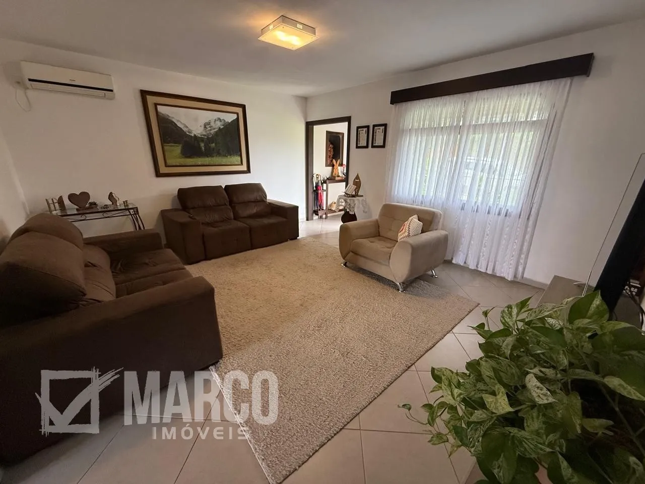 Residência com Forte Potencial Comercial e Excelente Localização — foto 3