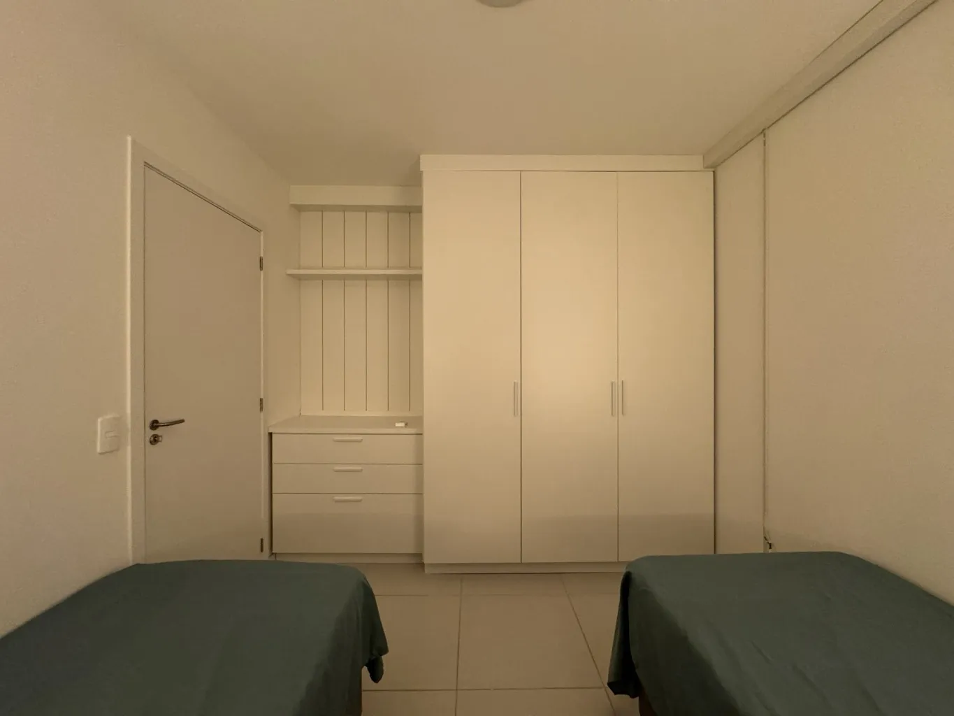 Apartamento térreo com jardim privativo - aquele detalhe que muda tudo. Mais espaço, mais liberdade, mais valor na locação. — foto 7