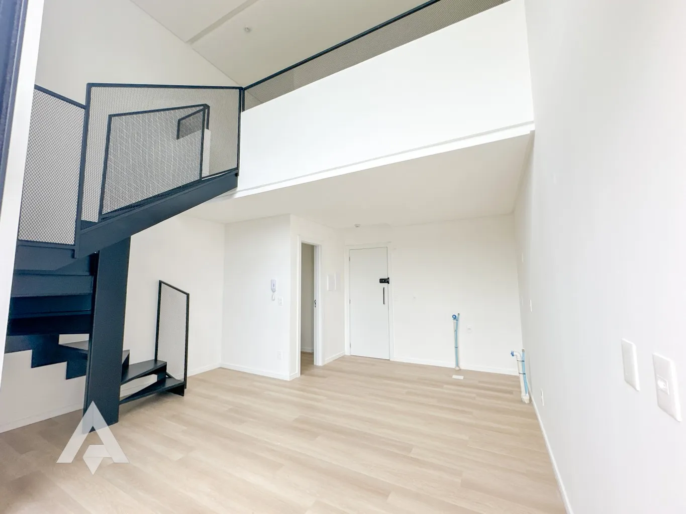Duplex com 52,50m à venda por R$ 648.900,00 - Bairro Velha - Blumenau/SC — foto 2