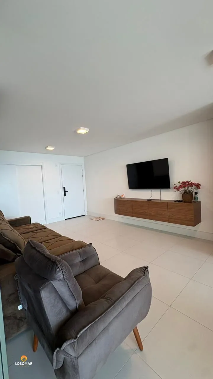 Frente mar, semimobiliado, com 4 dormitórios, em cond. club - Balneário Piçarras — foto 4