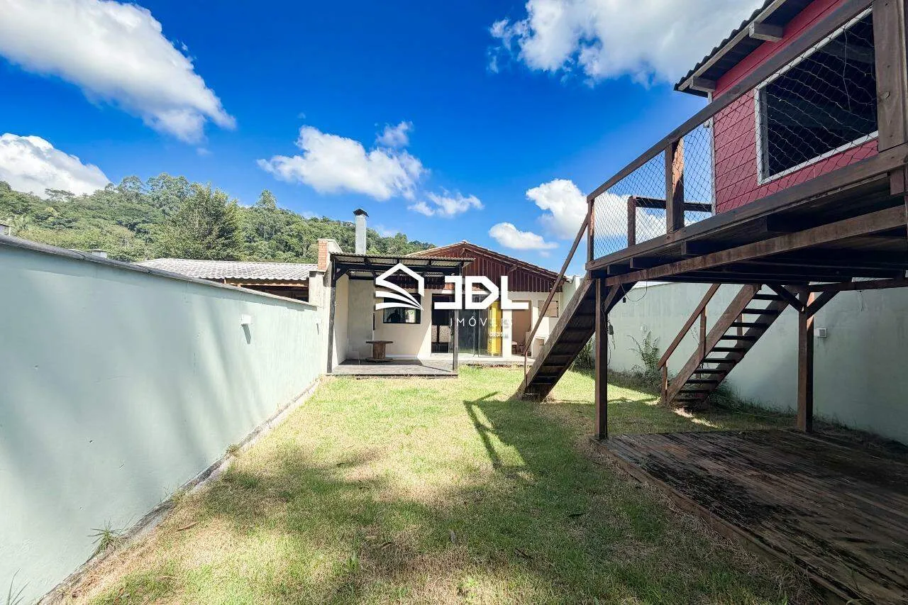 Casa térrea em Indaial, com 3 quartos e com muito espaço de terreno! - foto 1