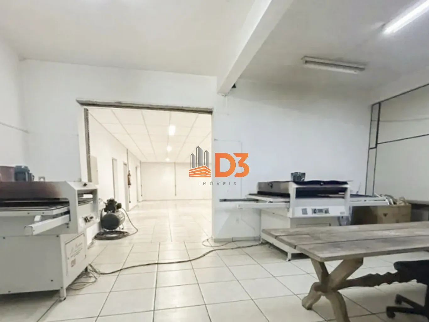 Amplo Galpão em ótima localização para Venda — foto 5