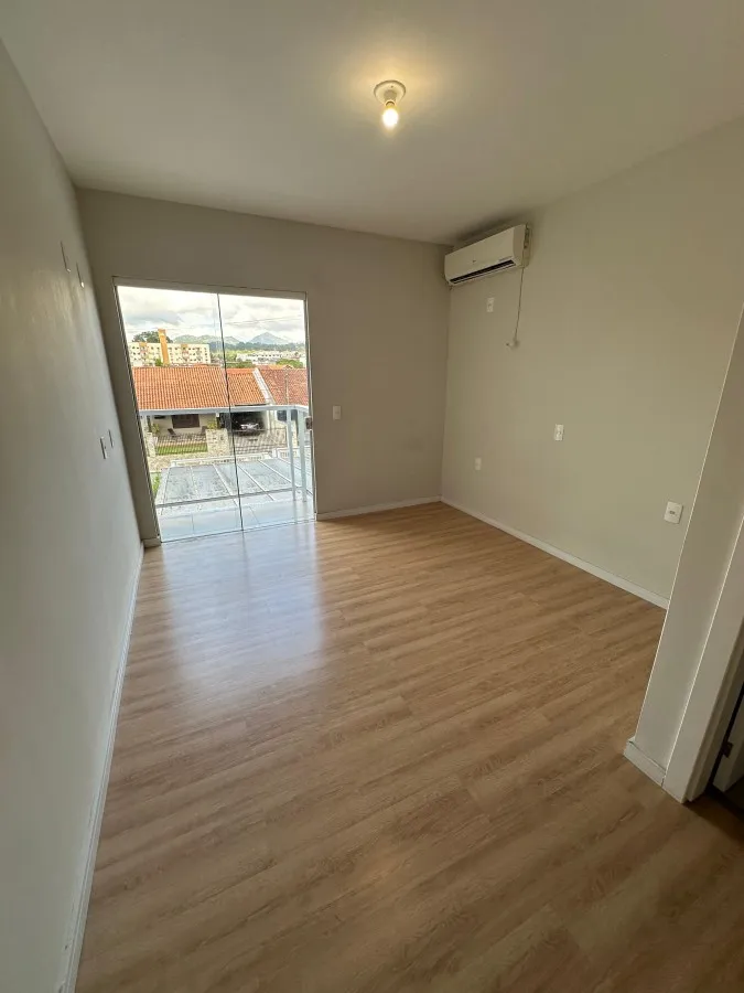 Casa para Venda em Blumenau, Velha Central, 2 dormitórios, 2 suítes, 3 banheiros, 2 vagas — foto 4