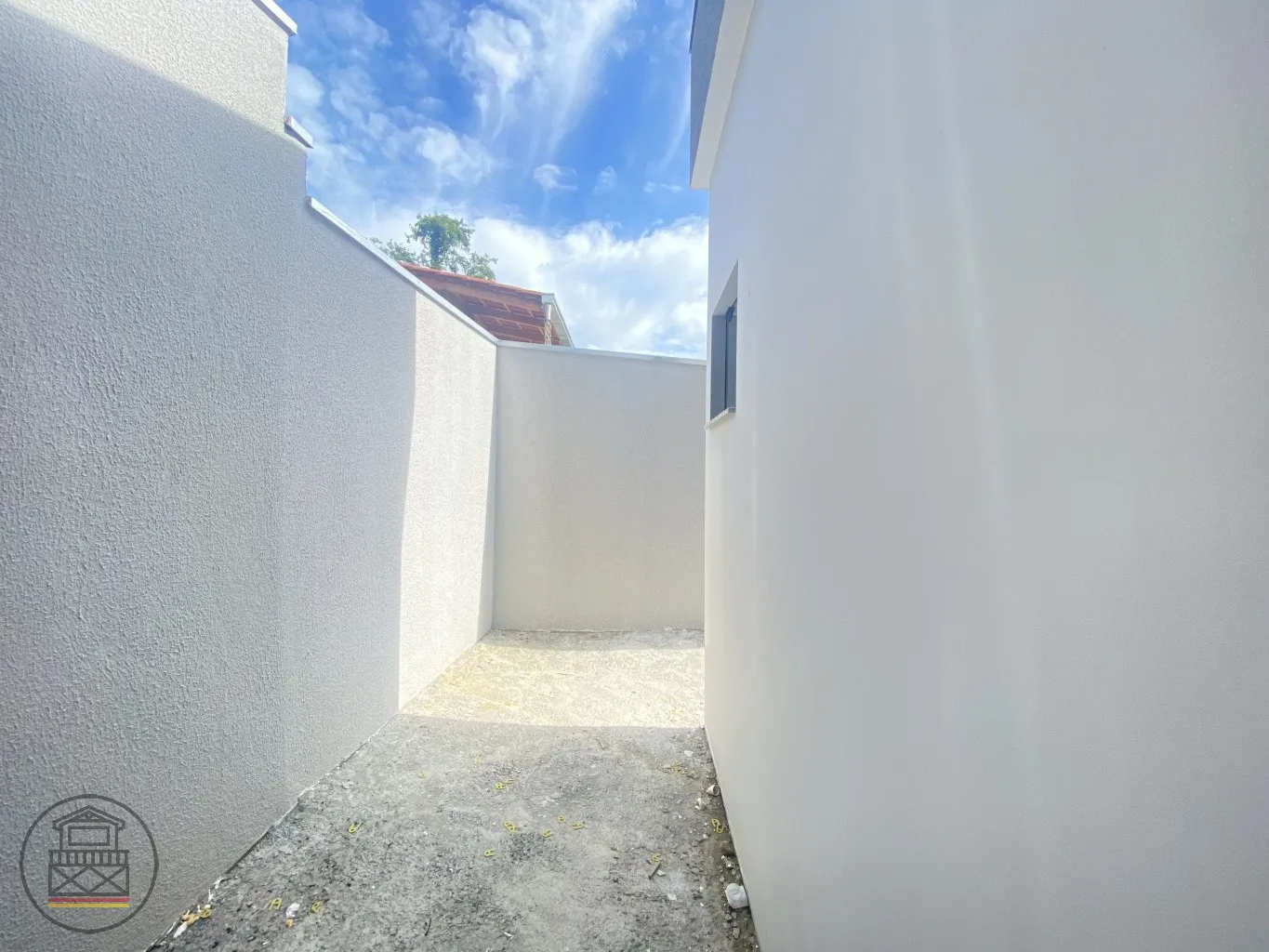 Casa plana diferenciada com pé direito duplo — foto 7