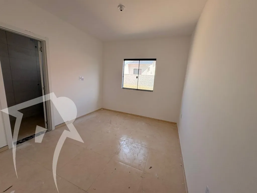 Casa bem localizada, com dois dormitórios sendo uma suite — foto 6