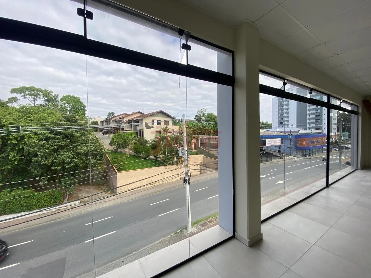 Sala comercial com aproximadamente 113m no Bairro Velha Central. — foto 4