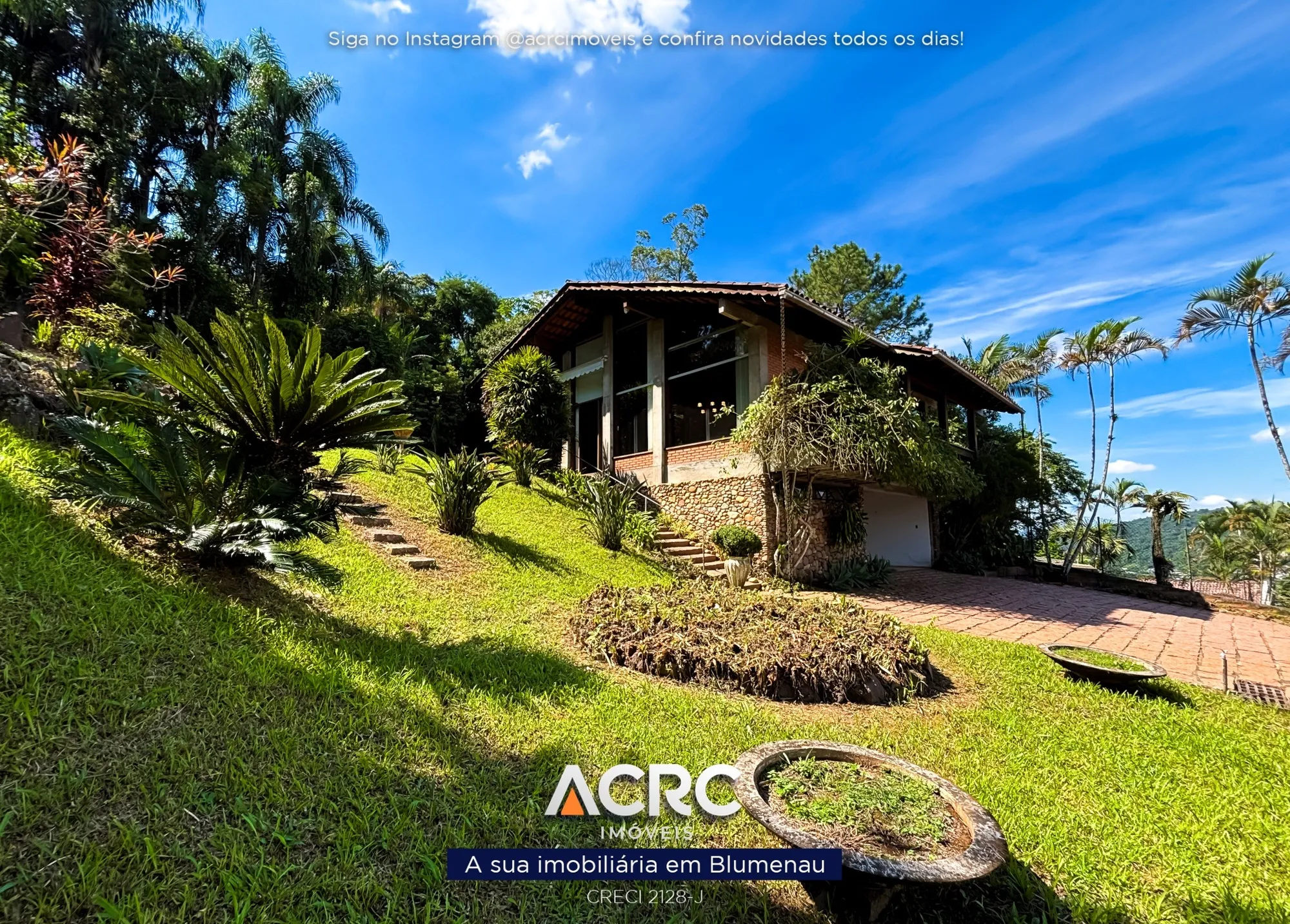 ACRC Imóveis - CA03745 - Casa com Edícula a Venda no Bairro Ponta Aguda em Blumenau - foto 1