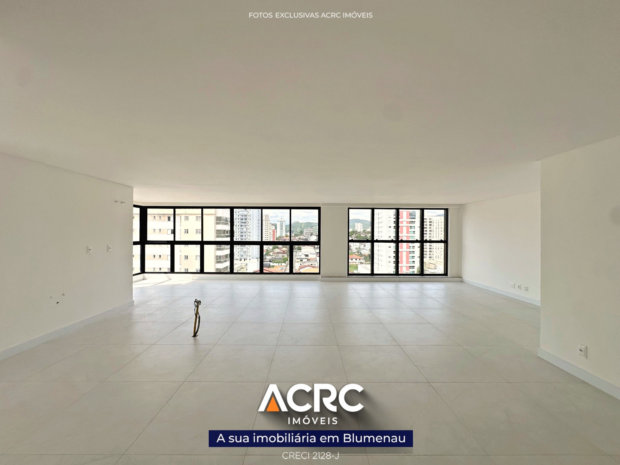 Apartamento · à venda · 3 quartos · 146m² · Vila Nova, Blumenau