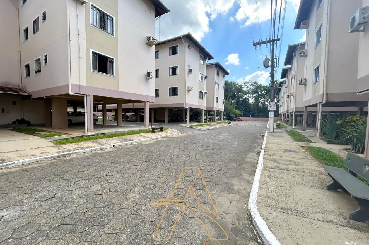 Apartamento Semimobiliado com 3 Dormitórios - Bairro Velha - foto 1