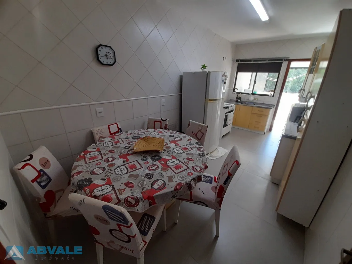 Apartamento Mobiliado para Locação na Velha, Blumenau: Unidade Exclusiva (1 por Andar) com 2 Dormitórios, 1 Vaga, Sol o Dia Todo e 80m Privativos em Rua Calma, Sem Saída e Cercada por Natureza no Final da Rua Wilhelm Budag, Próximo à Jorge Lacerda. Aproveite! — foto 7