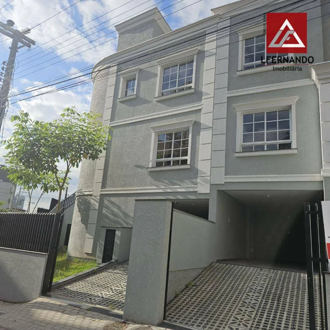 Sobrado com 2 suítes à venda, 145 m por R$ 645.000 - Garcia - Blumenau/SC - foto 1