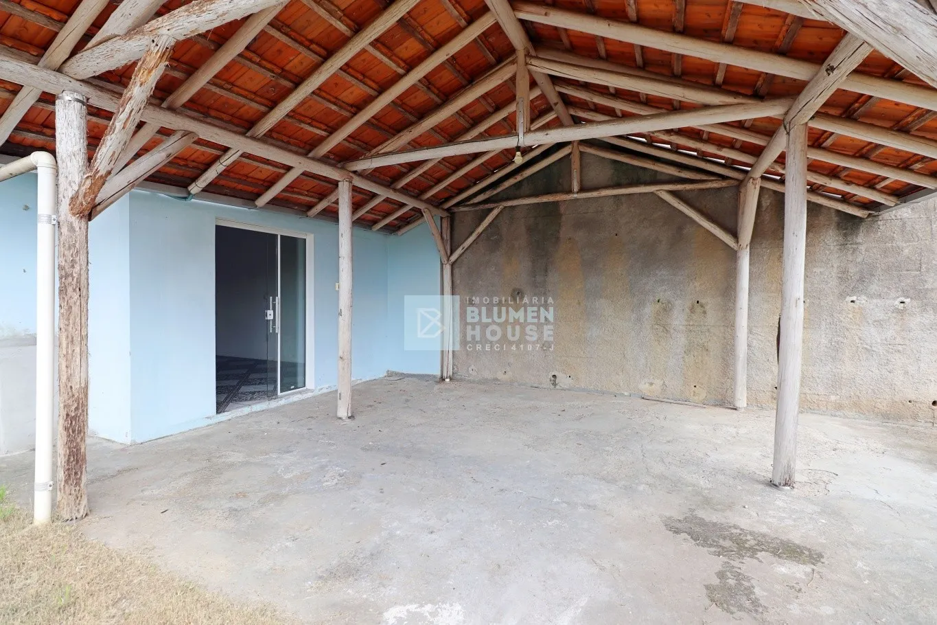 Casa térrea com amplo terreno no bairro Velha Central! — foto 5