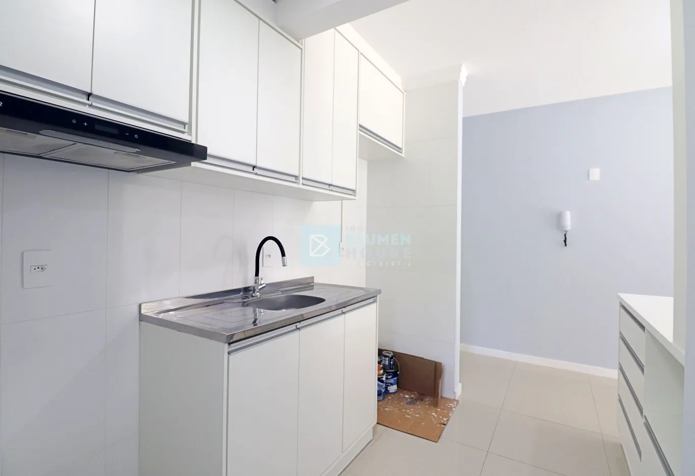 Apartamento semi mobiliado no bairro Água Verde! — foto 3