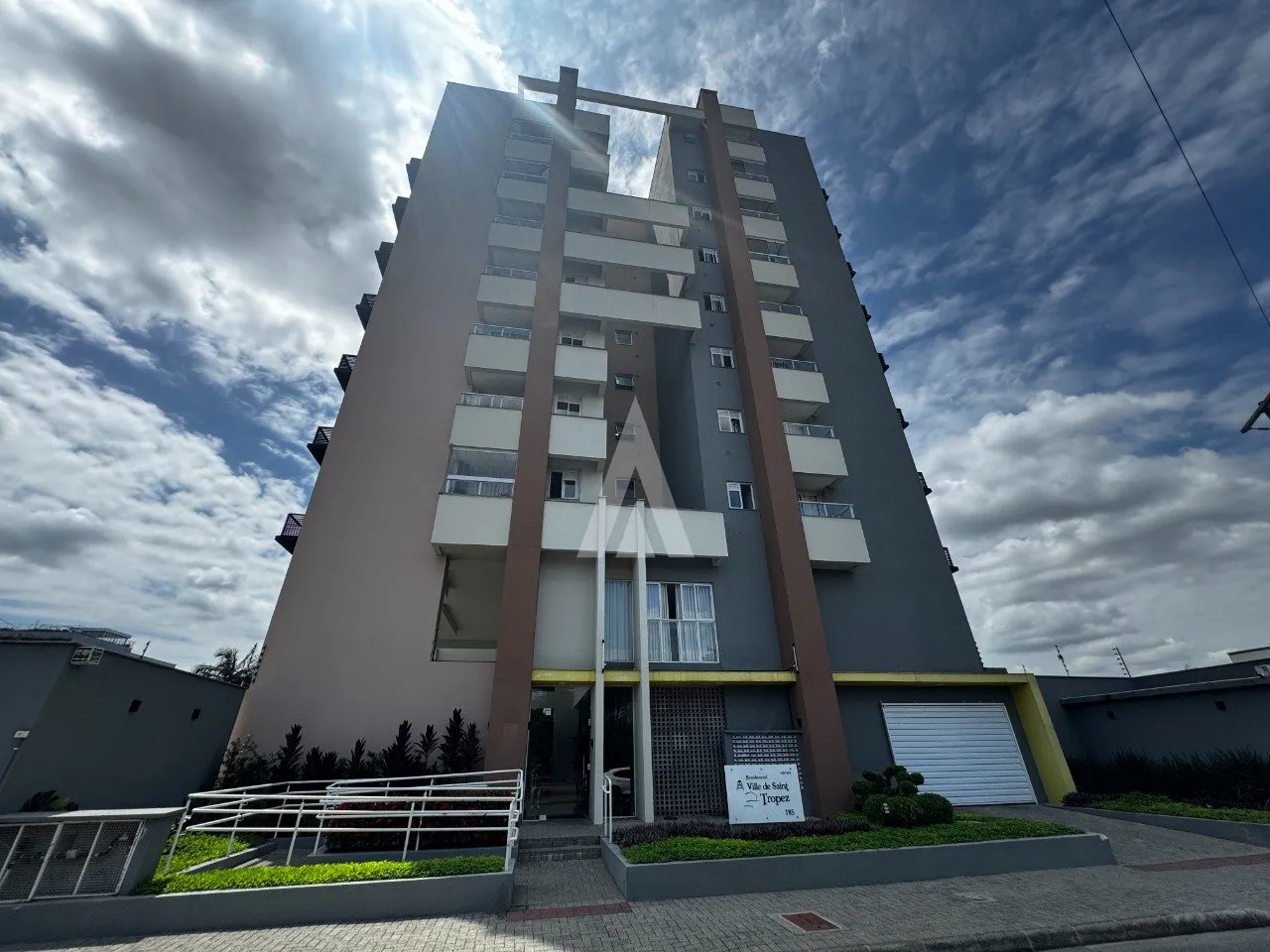 Apartamento com 2 quartos à venda no bairro Costa e Silva em Joinville-SC por R$498.000,00. - foto 1