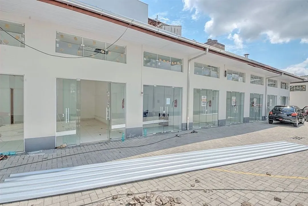 Sala Comercial para locação, R$ 2.400,00/ Centro (Blumenau), Blumenau - SA0293. — foto 2