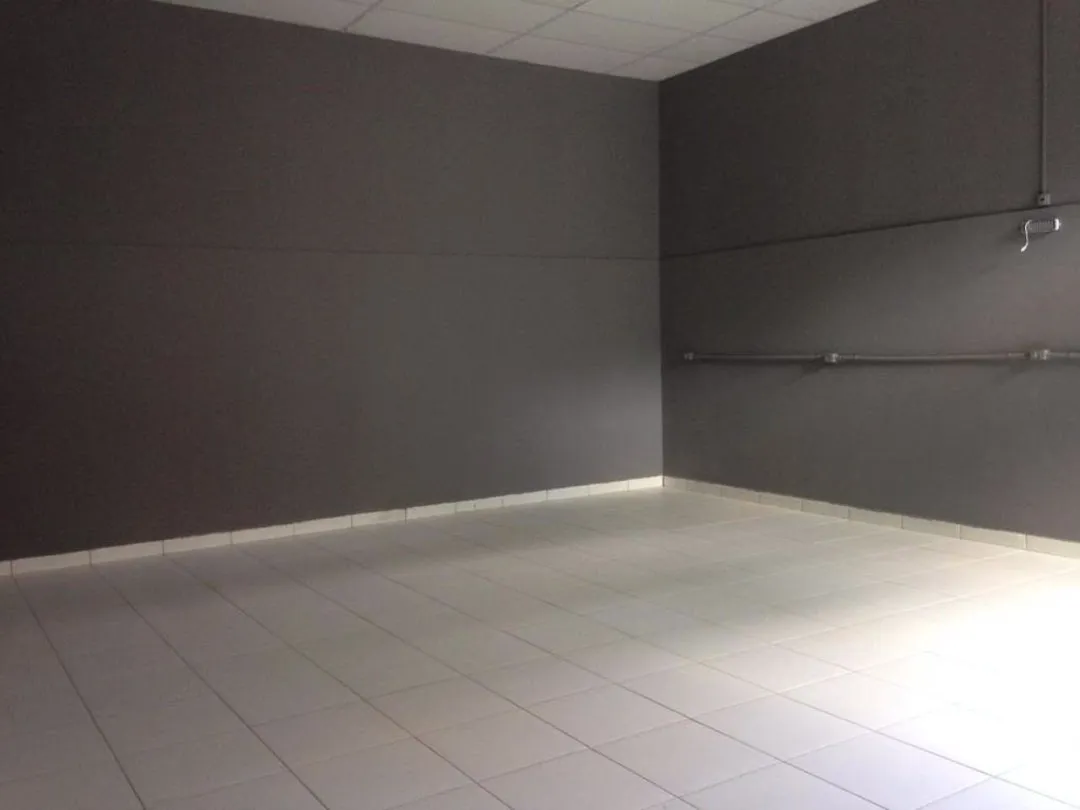 Sala Comercial para locação, R$ 2.400,00/ Centro (Blumenau), Blumenau - SA0293. — foto 7