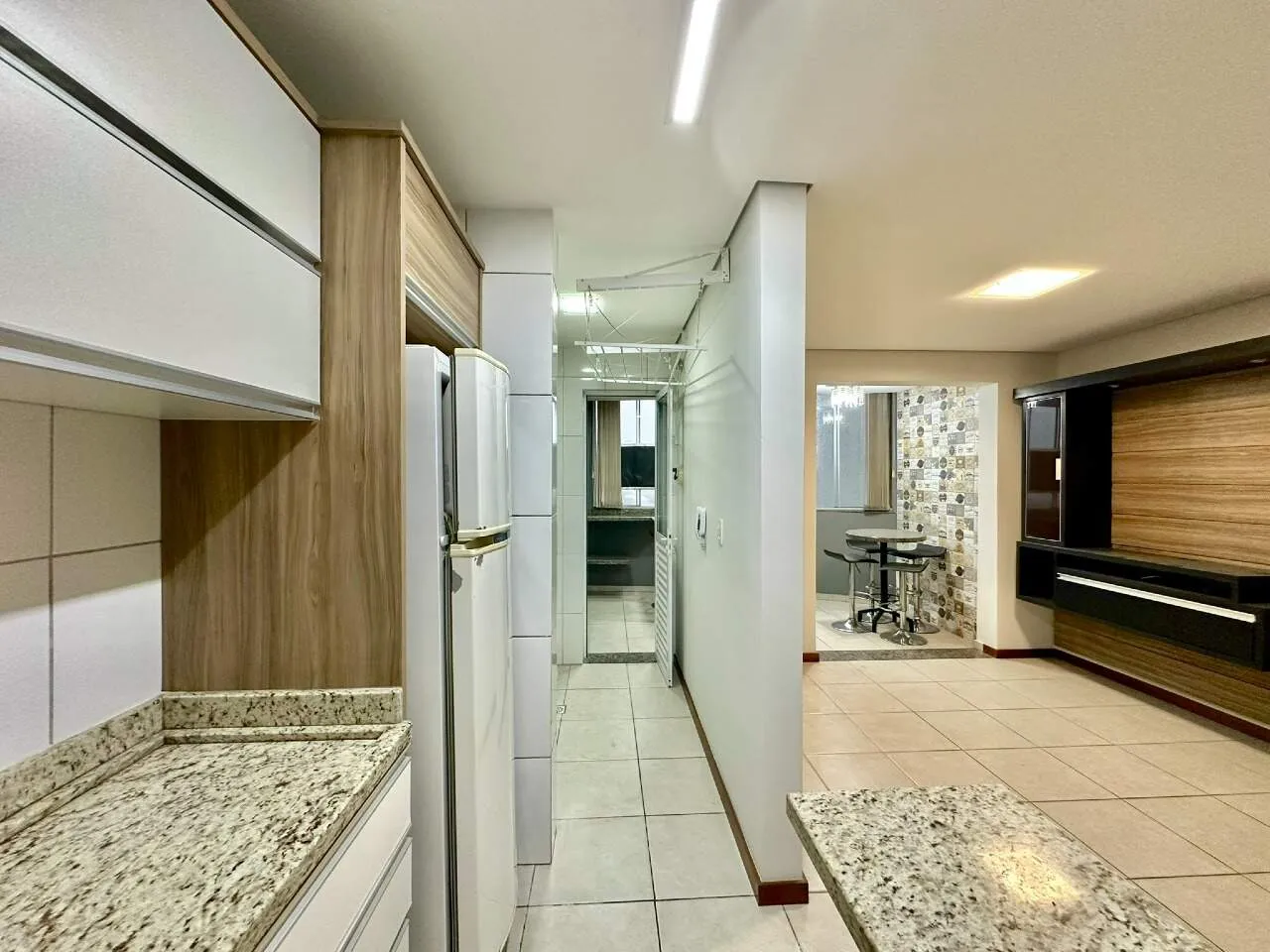 Apartamento Amplo com Vista e Lazer Completo no Bairro Água Verde — foto 6